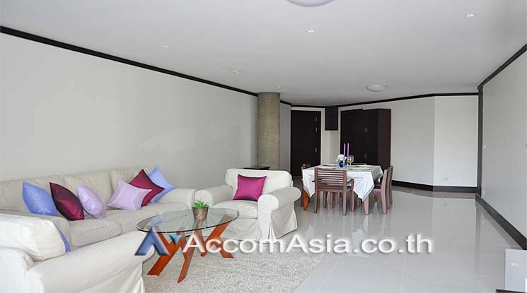 Pet friendly |  3 Bedrooms  Apartment For Rent in Sukhumvit, Bangkok  near BTS Thong Lo (AA13665)