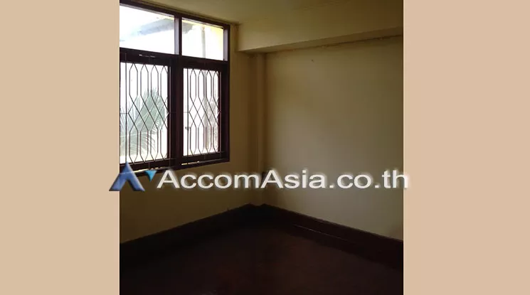 7  6 br Townhouse For Rent in phaholyothin ,Bangkok BTS Victory Monument AA13672