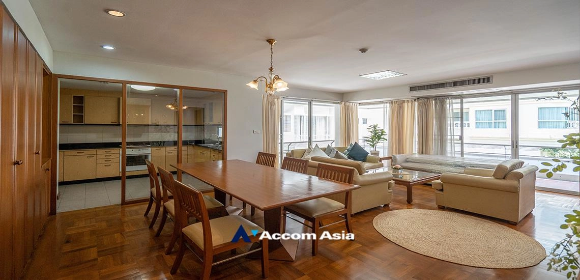  2  2 br Apartment For Rent in Sukhumvit ,Bangkok BTS Phrom Phong at Thai Colonial Style AA13678