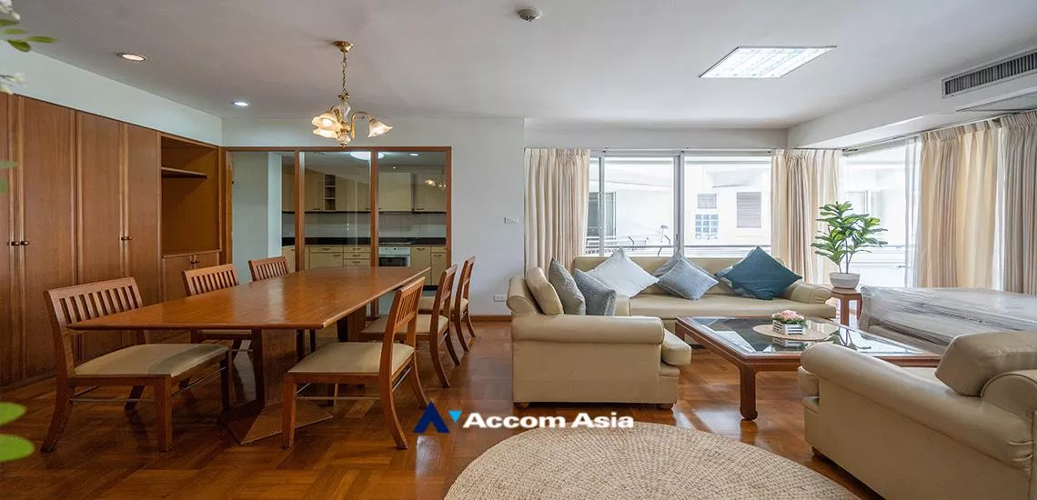 Pet friendly |  2 Bedrooms  Apartment For Rent in Sukhumvit, Bangkok  near BTS Phrom Phong (AA13678)