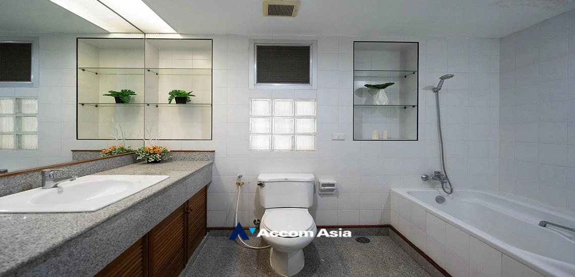 10  2 br Apartment For Rent in Sukhumvit ,Bangkok BTS Phrom Phong at Thai Colonial Style AA13678