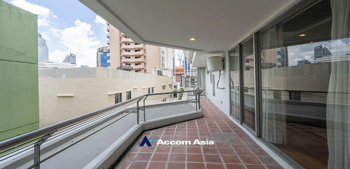 unitPet friendly |  3 Bedrooms  Apartment For Rent & Sale in Sukhumvit, Bangkok  near BTS Phrom Phong (AA13679)