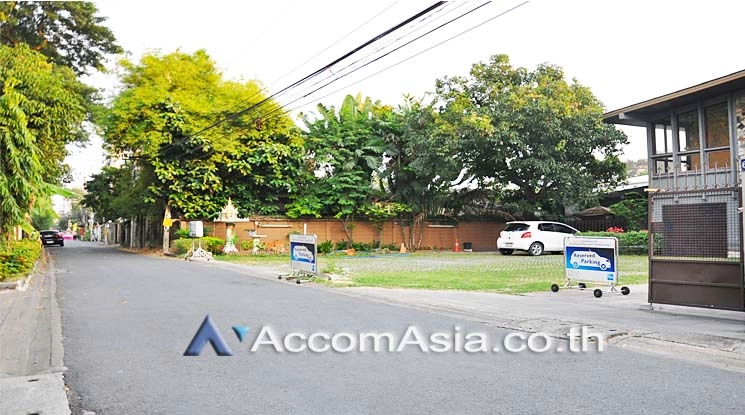 unitHome Office |  House For Rent & Sale in Sukhumvit, Bangkok  near BTS Ekkamai (AA13729)