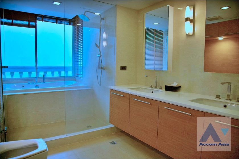 8  4 br Apartment for rent and sale in Sukhumvit ,Bangkok BTS Asok - MRT Sukhumvit at Homely Atmosphere AA13734