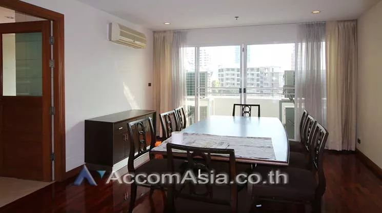 4  3 br Apartment For Rent in Sukhumvit ,Bangkok BTS Nana at Fully Furnished Apartment, Only 2 mins walk to BTS AA13749