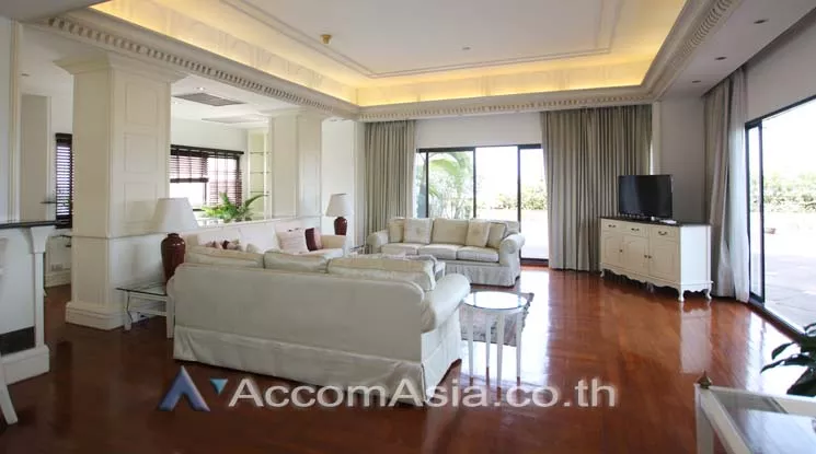  2 Bedrooms  Apartment For Rent in Sathorn, Bangkok  near MRT Lumphini (AA13760)