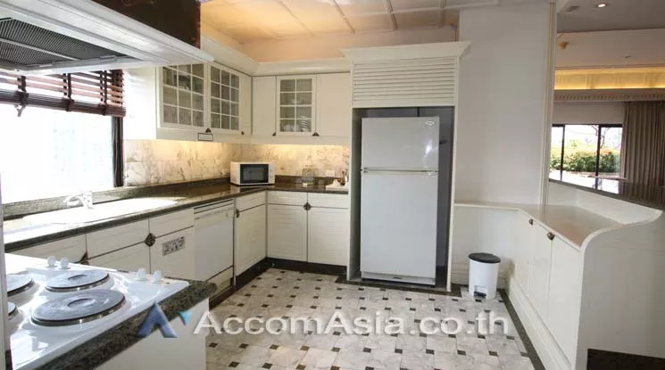 5  2 br Apartment For Rent in Sathorn ,Bangkok MRT Lumphini at High Rise Serviced Apartment AA13760