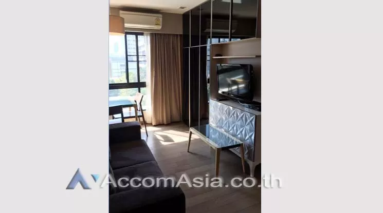 Tidy Thonglor Condominium  1 Bedroom for Sale & Rent BTS Thong Lo in Sukhumvit Bangkok