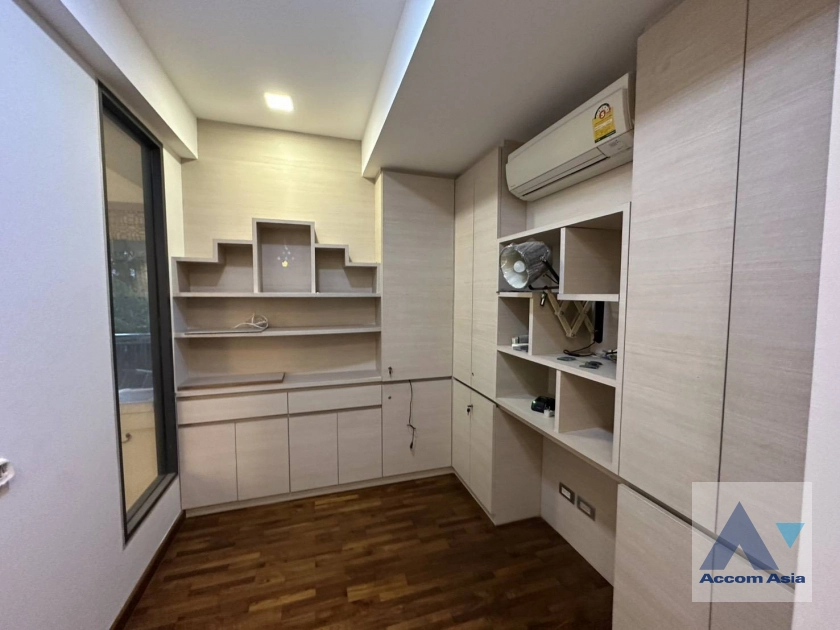 11  4 br Apartment For Rent in Sathorn ,Bangkok BTS Chong Nonsi at The Lush Greenery Residence AA13767