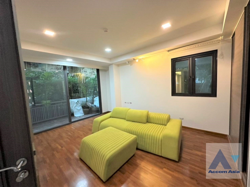 unitPet friendly | Spacious apartment with garden surroundings and stylish warmth in Sathorn (AA13767)