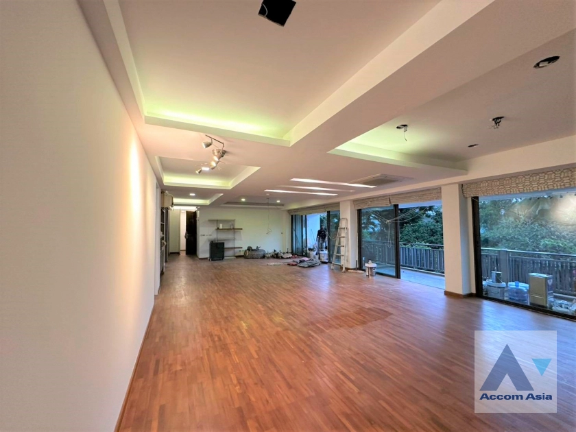 5  4 br Apartment For Rent in Sathorn ,Bangkok BTS Chong Nonsi at The Lush Greenery Residence AA13767