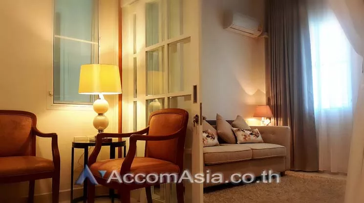  2  1 br Apartment For Rent in Sukhumvit ,Bangkok BTS Thong Lo at Low rise Building AA13777