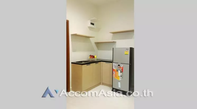 5  1 br Apartment For Rent in Sukhumvit ,Bangkok BTS Thong Lo at Low rise Building AA13777