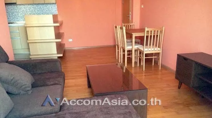  1 Bedroom  Condominium For Rent in Phaholyothin, Bangkok  near BTS Ratchathewi (AA13814)