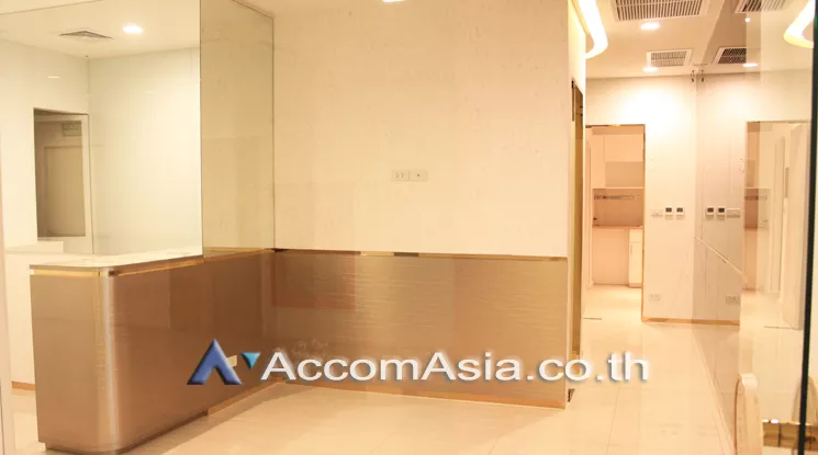 unit Retail / showroom For Rent in Sukhumvit, Bangkok  near BTS Phrom Phong (AA13839)