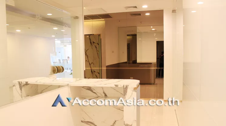 4  Retail / Showroom For Rent in Sukhumvit ,Bangkok BTS Phrom Phong at Retail Space at Sukhumvit 39 AA13839
