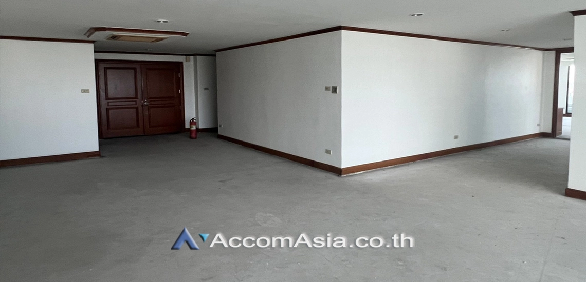 5  4 br Condominium For Sale in Sukhumvit ,Bangkok BTS Asok - MRT Sukhumvit at Lake Avenue AA13856