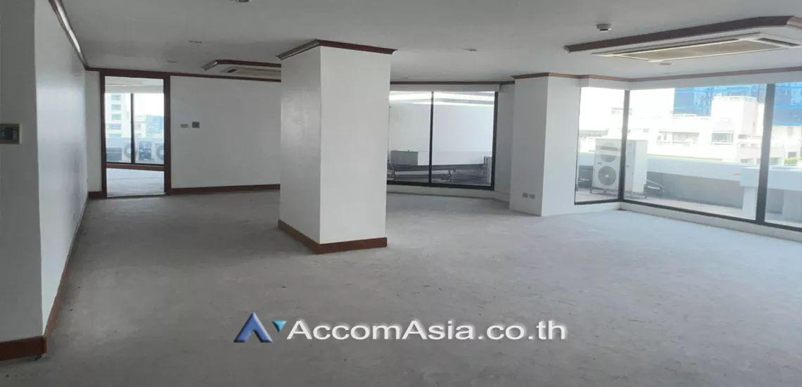 6  4 br Condominium For Sale in Sukhumvit ,Bangkok BTS Asok - MRT Sukhumvit at Lake Avenue AA13856