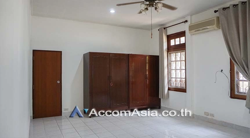11  4 br House for rent and sale in Sathorn ,Bangkok BTS Chong Nonsi at Peaceful Compound 90447