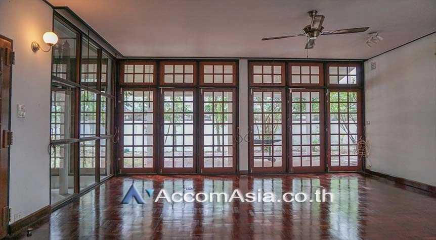 6  4 br House for rent and sale in Sathorn ,Bangkok BTS Chong Nonsi at Peaceful Compound 90447