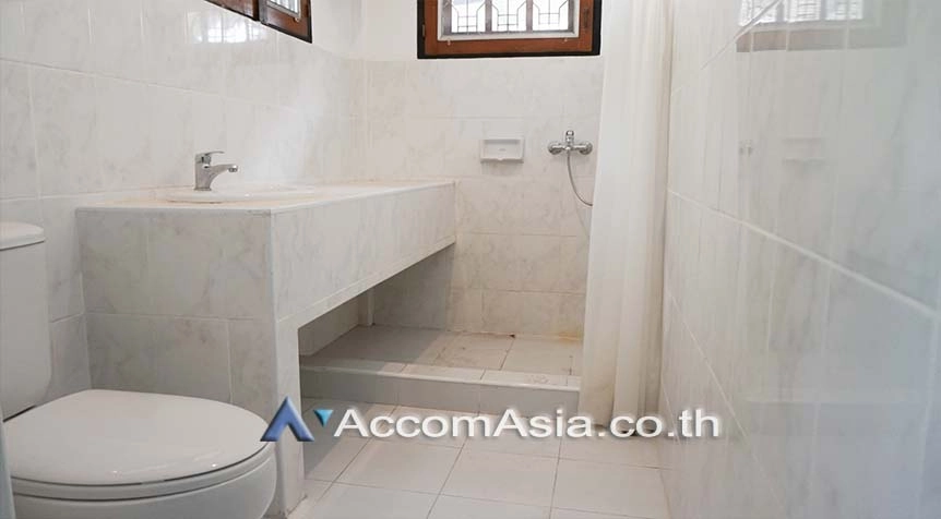 10  4 br House for rent and sale in Sathorn ,Bangkok BTS Chong Nonsi at Peaceful Compound 90447