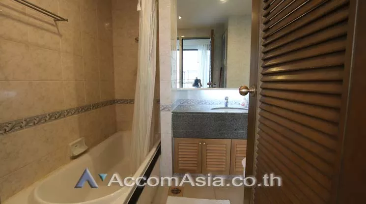 7  2 br Condominium For Rent in Ploenchit ,Bangkok BTS Ratchadamri at Baan Somthavil Ratchadamri AA13902