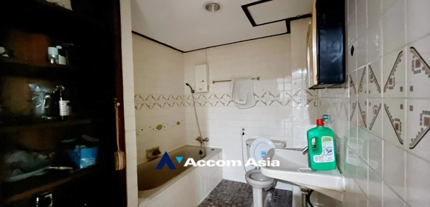 14  3 br Townhouse for rent and sale in Sukhumvit ,Bangkok BTS Phrom Phong AA13908