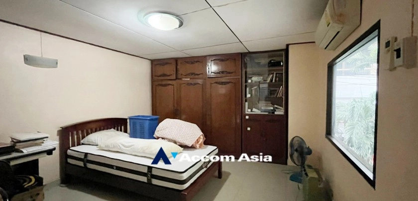 10  3 br Townhouse for rent and sale in Sukhumvit ,Bangkok BTS Phrom Phong AA13908