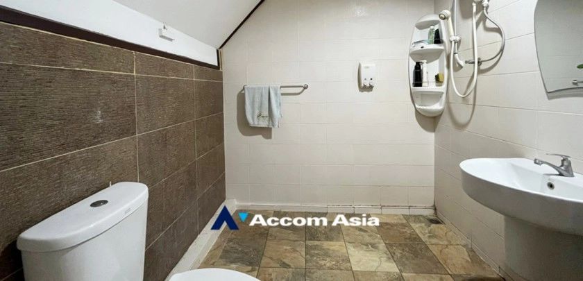 15  3 br Townhouse for rent and sale in Sukhumvit ,Bangkok BTS Phrom Phong AA13908