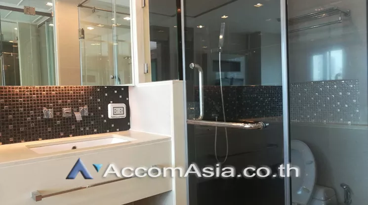 11  1 br Condominium For Rent in Silom ,Bangkok BTS Chong Nonsi at The Address Sathorn AA13909