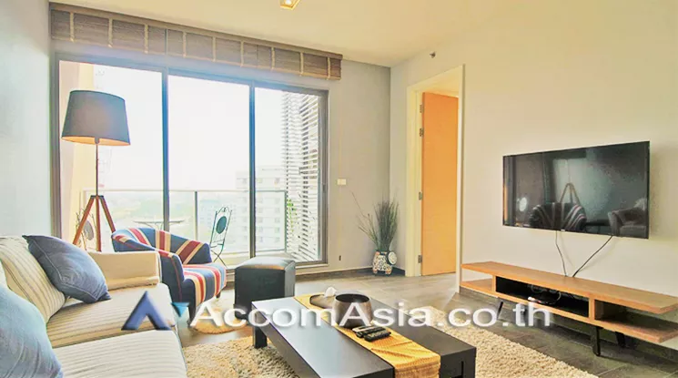 unit 2 Bedrooms  Condominium For Rent in Sukhumvit, Bangkok  near BTS Ekkamai (AA13910)