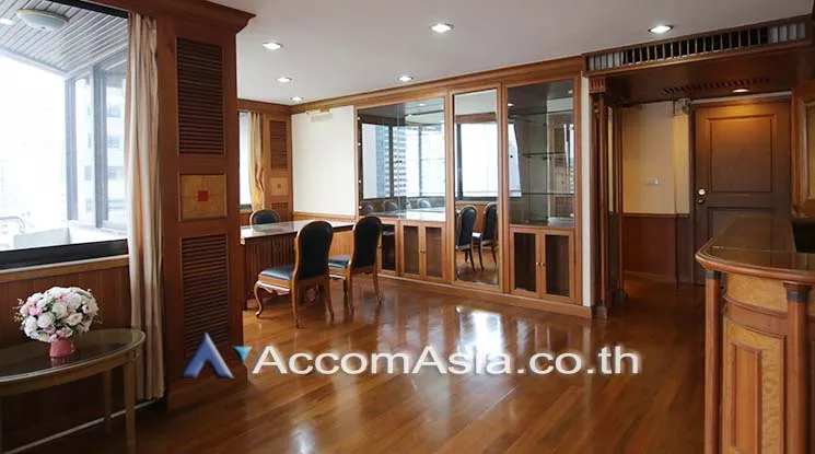 unit 2 Bedrooms  Condominium For Rent in Sukhumvit, Bangkok  near BTS Asok - MRT Sukhumvit (AA13949)