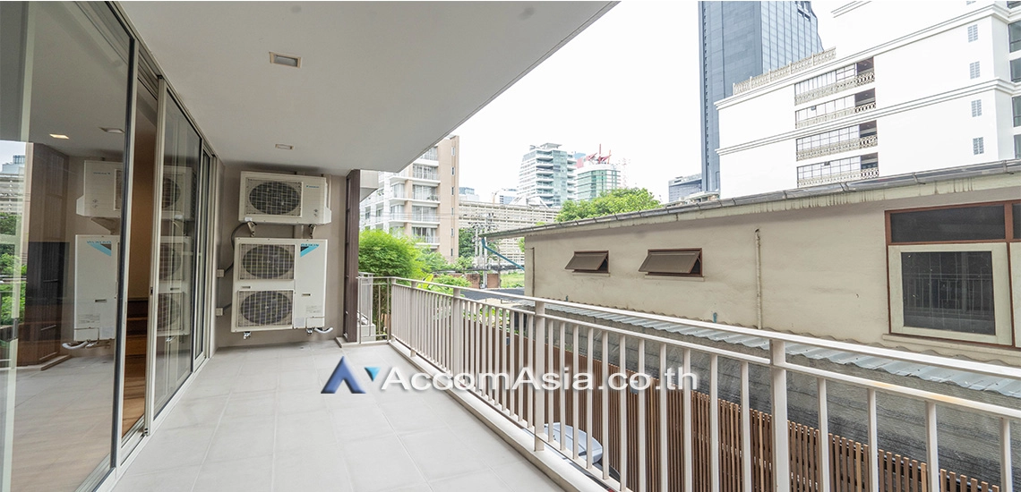  2 Bedrooms  Apartment For Rent in Sukhumvit, Bangkok  near BTS Asok - MRT Sukhumvit (AA13966)