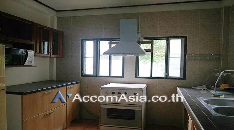  1  3 br House for rent and sale in sathorn ,Bangkok BTS Chong Nonsi 90452