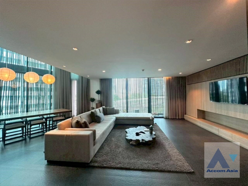 4  2 br Apartment for rent and sale in Sukhumvit ,Bangkok BTS Ekkamai at Japanese inspired style AA14014