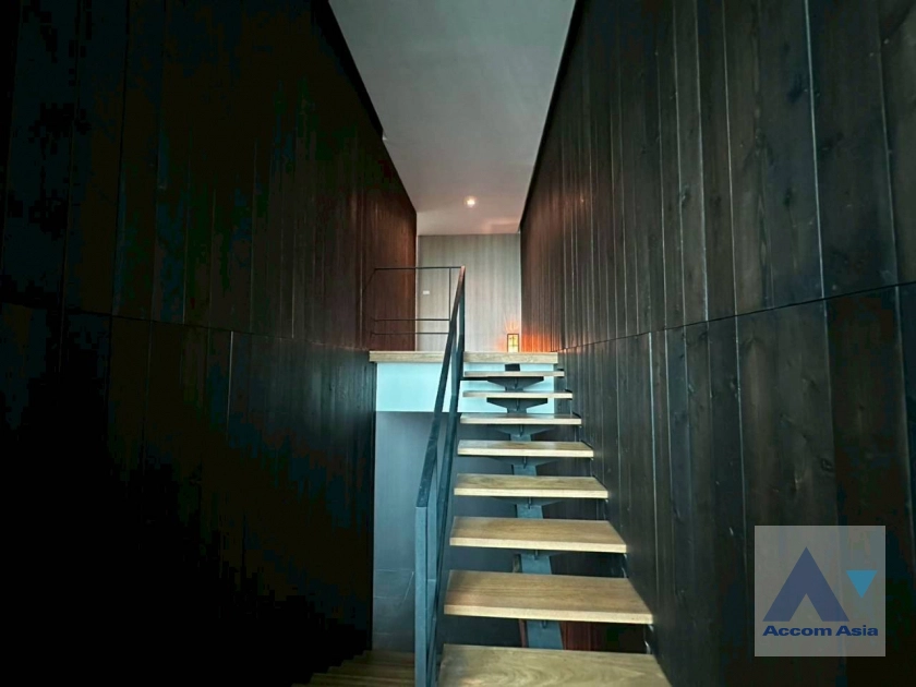 12  2 br Apartment for rent and sale in Sukhumvit ,Bangkok BTS Ekkamai at Japanese inspired style AA14014