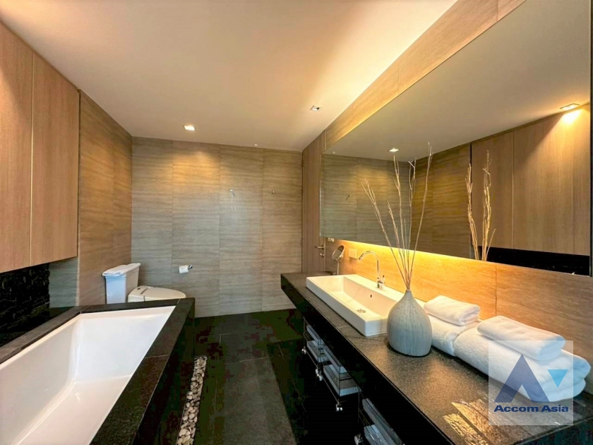 27  2 br Apartment for rent and sale in Sukhumvit ,Bangkok BTS Ekkamai at Japanese inspired style AA14014