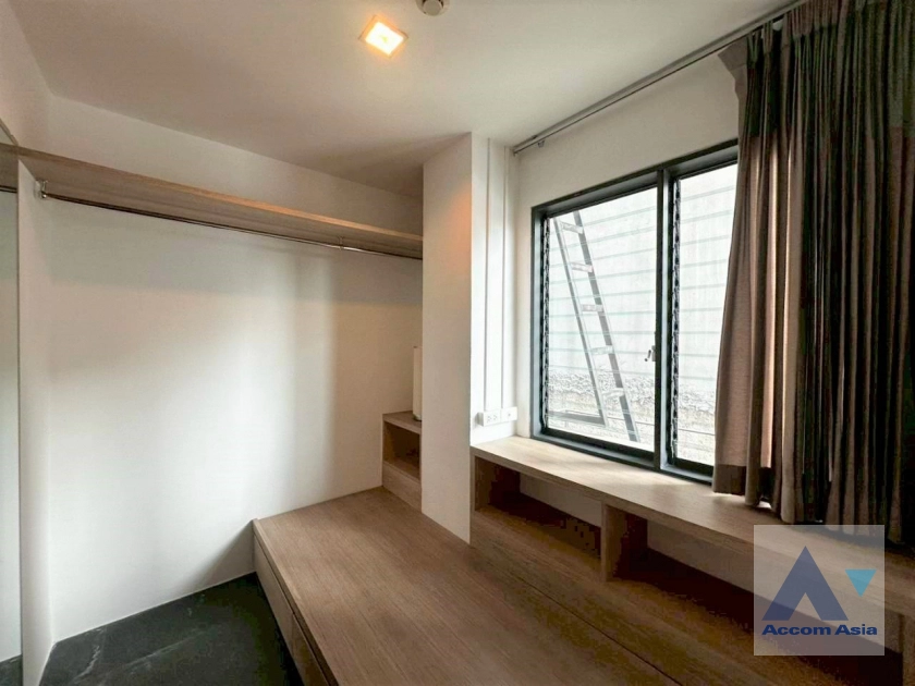 20  2 br Apartment for rent and sale in Sukhumvit ,Bangkok BTS Ekkamai at Japanese inspired style AA14014