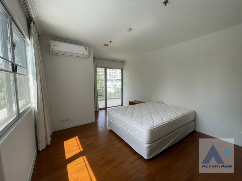 14  3 br Apartment For Rent in Sathorn ,Bangkok BRT Technic Krungthep at Perfect life in Bangkok AA14021