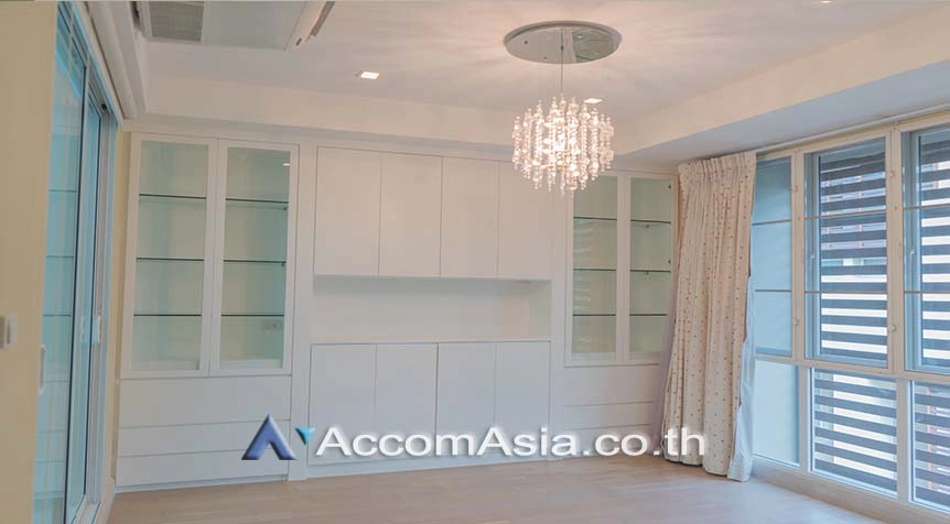 17  4 br Townhouse For Rent in Sukhumvit ,Bangkok BTS Ekkamai at The Parklane 12 AA14036