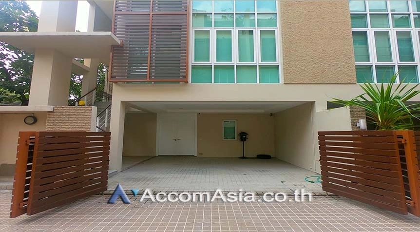 5  4 br Townhouse For Rent in Sukhumvit ,Bangkok BTS Ekkamai at The Parklane 12 AA14036