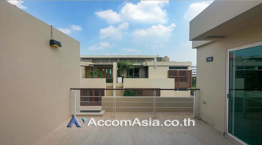6  4 br Townhouse For Rent in Sukhumvit ,Bangkok BTS Ekkamai at The Parklane 12 AA14036