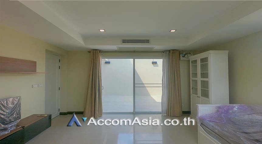 10  4 br Townhouse For Rent in Sukhumvit ,Bangkok BTS Ekkamai at The Parklane 12 AA14036