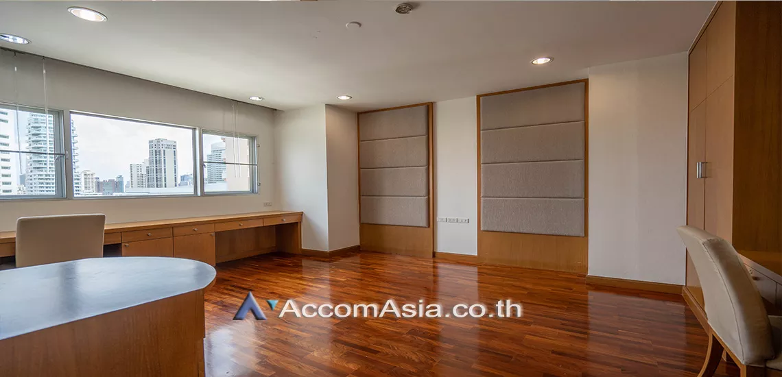 7  3 br Apartment For Rent in Sukhumvit ,Bangkok BTS Phrom Phong at High rise building AA14075