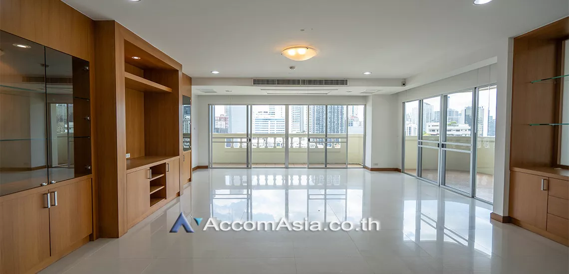  1  3 br Apartment For Rent in Sukhumvit ,Bangkok BTS Phrom Phong at High rise building AA14075