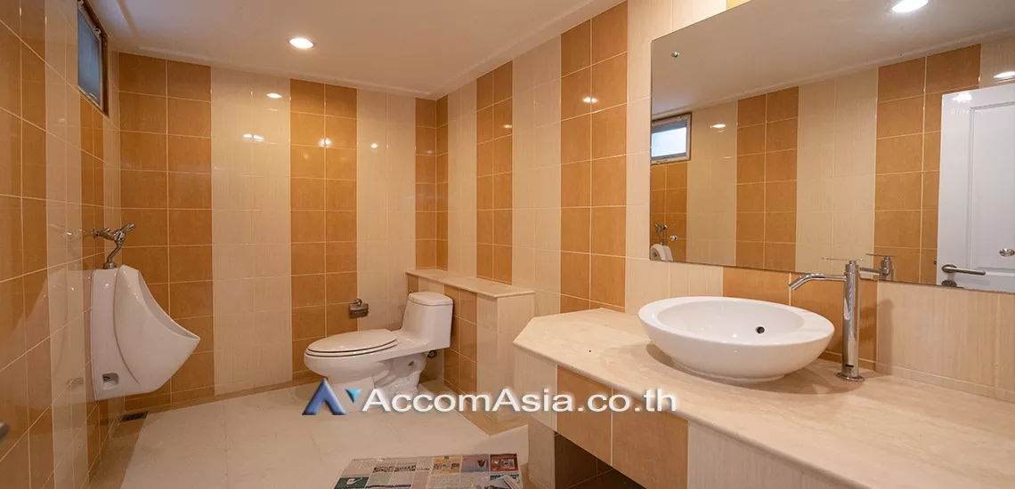 14  3 br Apartment For Rent in Sukhumvit ,Bangkok BTS Phrom Phong at High rise building AA14075