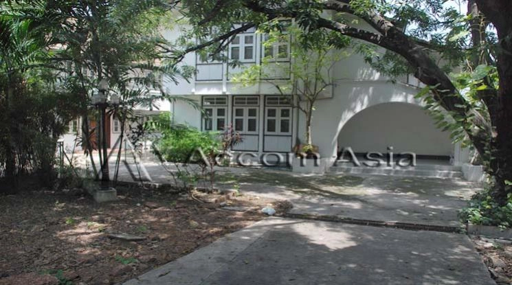  1  2 br House For Rent in Sathorn ,Bangkok MRT Lumphini 40170