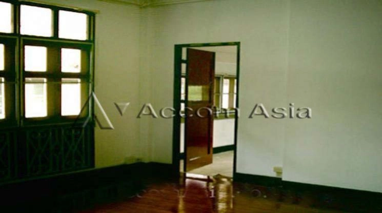 6  2 br House For Rent in Sathorn ,Bangkok MRT Lumphini 40170