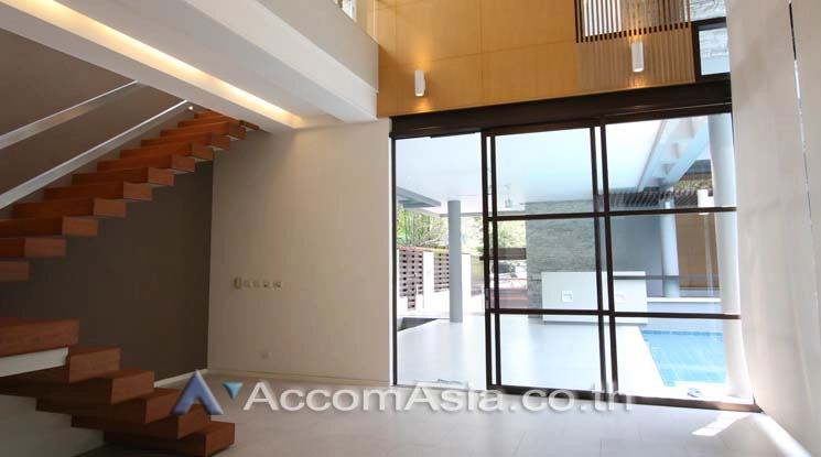 4  4 br House for rent and sale in Sukhumvit ,Bangkok BTS Thong Lo AA14159