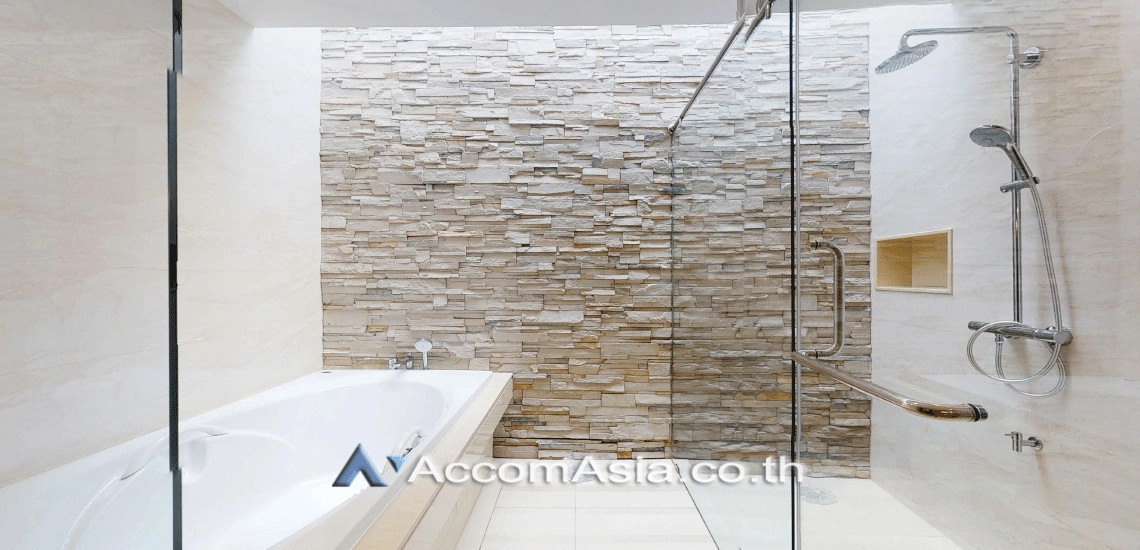 15  4 br House for rent and sale in Sukhumvit ,Bangkok BTS Thong Lo AA14160